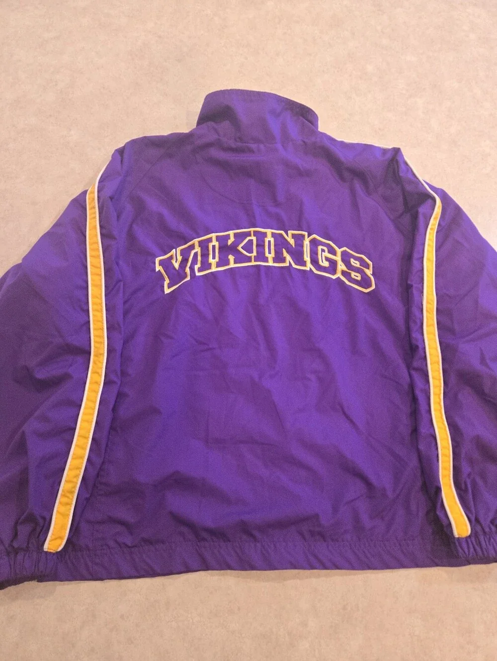 Minnesota Vikings Windbreaker- Youth Large